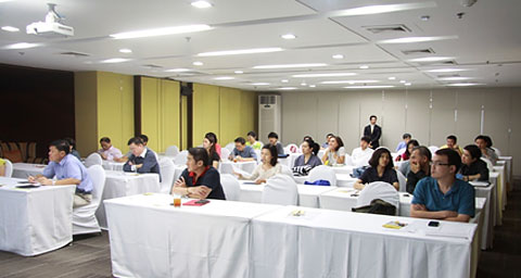 กิจกรรม Workshop “ไม่ต้องมีเป็นสิบล้านก็จัดพอร์ตได้”