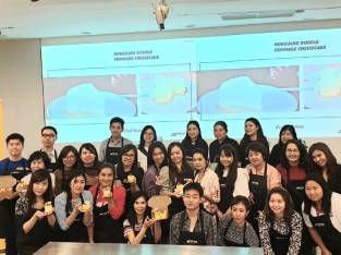 Krungsri Payroll จัดกิจกรรม Workshop “ทำขนม Double Fromage Cheese Cake ด้วยตัวคุณเอง”