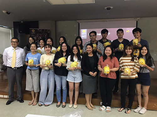 สัมมนาทางการเงิน ณ คณะพาณิชยศาสตร์และการบัญชี มหาวิทยาลัยธรรมศาสตร์