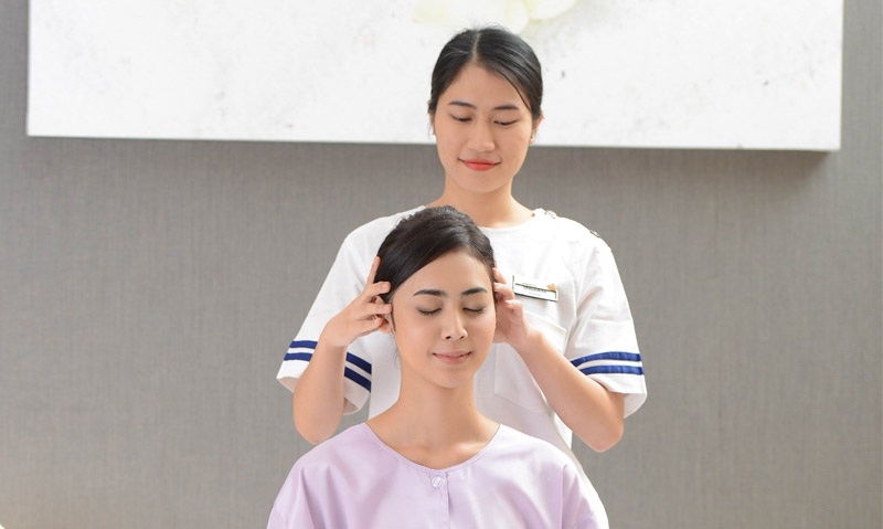 บริการนวดผ่อนคลาย Let's Relax Spa